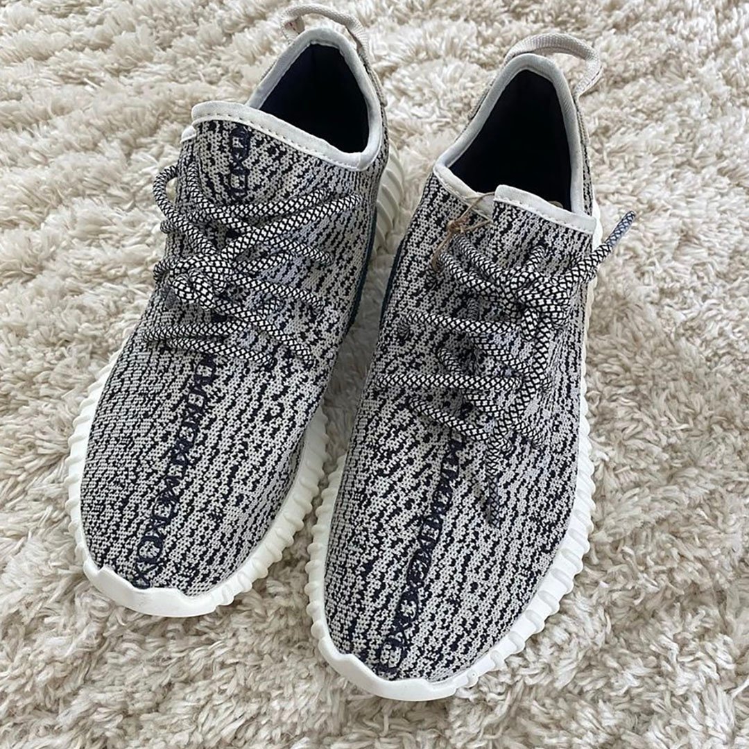 adidas Yeezy Boost 350 ‘Turtle Dove’ 2022 AQ4832