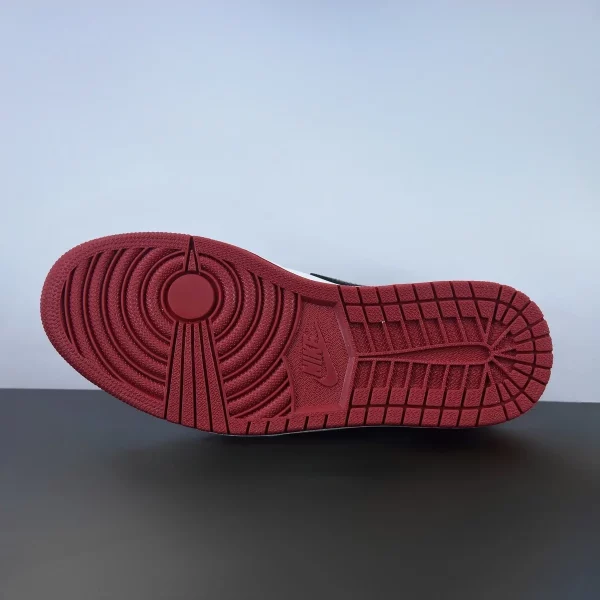 Air Jordan 1 Low OG ‘Black Toe’ (2023) CZ0790-106 Sneakers